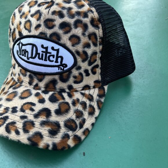 Von Dutch leopard print trucker - Picture 3 of 9